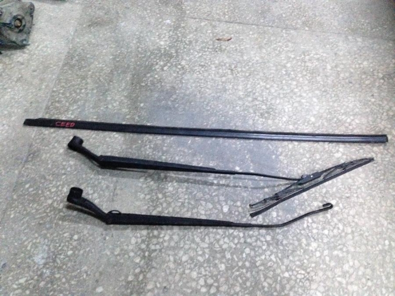 ÇIKMA VE SÖKME KIA CEED SİLECEK MEVCUT