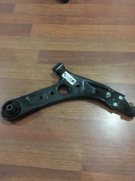 kia ceed 2015 model sıfır orj. ön salıncak