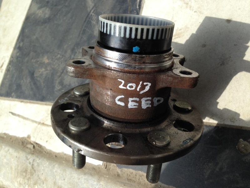 KIA CEED ARKA TEKER PORYASI ÇIKMA SÖKME PARÇA MEVCUT