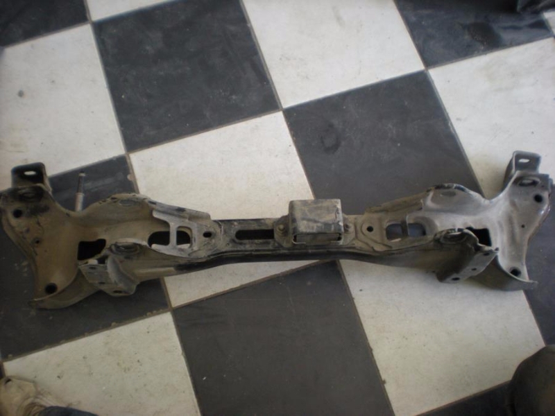 KIA CEED ÇIKMA ARKA TRAVERS