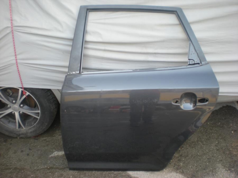 KİA CEED ÇIKMA SOL ARKA KAPI (2)