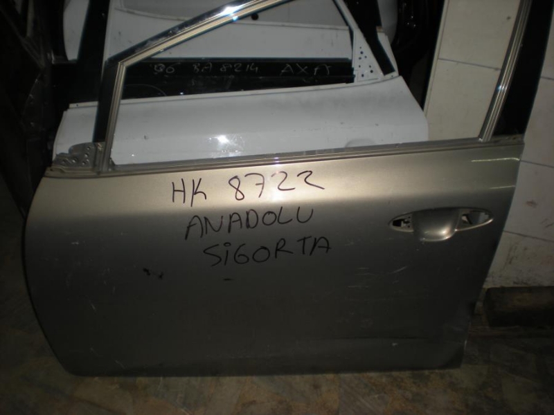 KIA CEED SOL ÖN KAPI 2013