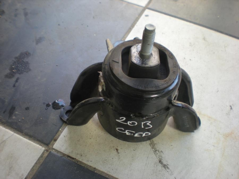 kıa çıkma sökme ceed 2013 motor kulağı