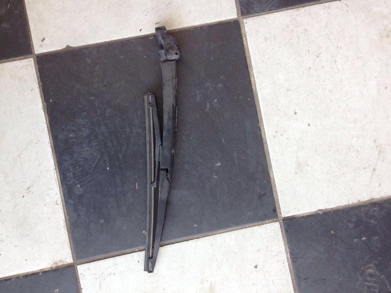 kıa ikinci el çıkma rio arka silecek