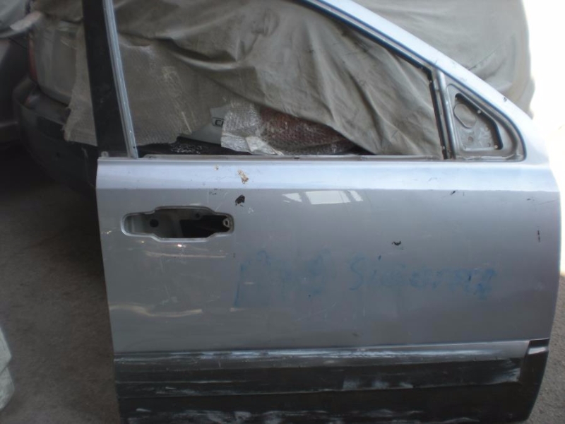 KIA SORENTO ÇIKMA SAĞ ÖN KAPI 2006