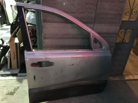 KIA SORENTO SAĞ ÖN KAPI SÖKME VE ÇIKMA PARÇA