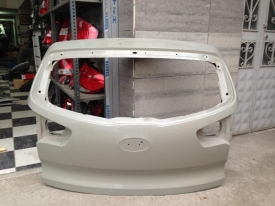 KIA SPORTAGE BAGAJ KAPISI ÇIKMA VE SÖKME YEDEK PARÇA